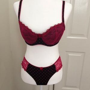 B TEMTED fun and sexy bra/ briefs set, NWT